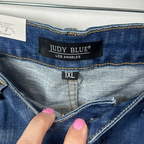 Judy Blue high rise leopard patchwork denim Raw hem shorts size 1XL.NWT - Picture 6 of 11